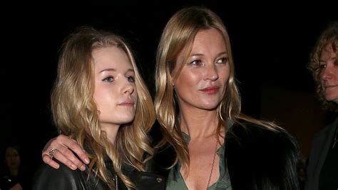 Kate Moss’ kleine Schwester Lottie: Gesichts